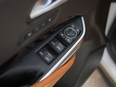 Used 2019 Cadillac XT4 Sport FWD image 26