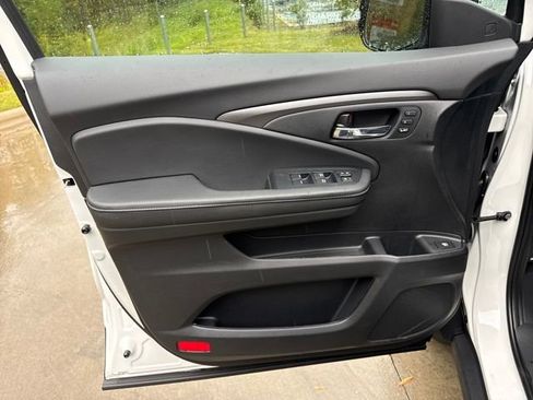 New 2026 Honda Ridgeline RTL image 12