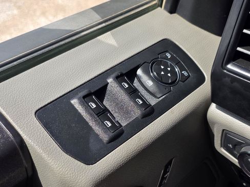 Used 2019 Ford F150 XL w/ XL Power Equipment Group AWD/4WD image 9