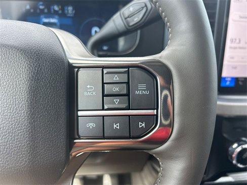 New 2025 Ford F350 Platinum w/ Platinum Plus Package image 38