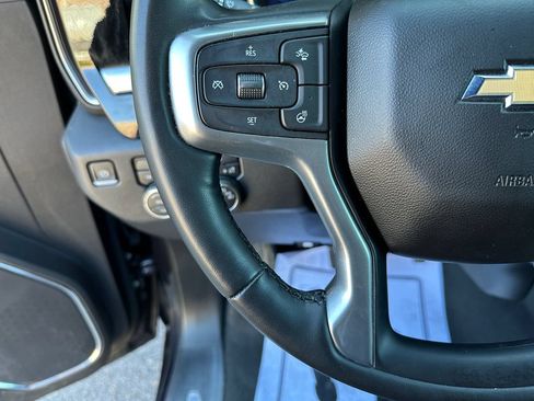 Used 2024 Chevrolet Silverado 1500 LT AWD/4WD image 10