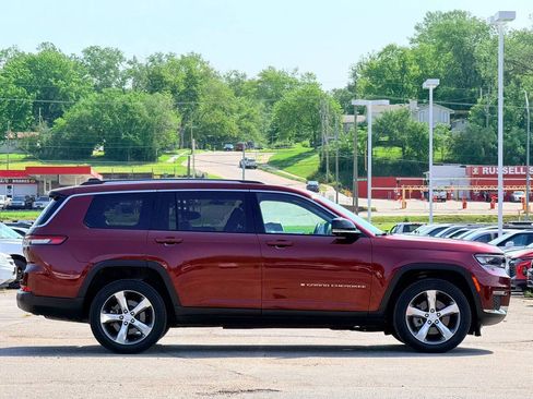 Used 2022 Jeep Grand Cherokee L Limited w/ Luxury Tech Group II AWD/4WD image 6