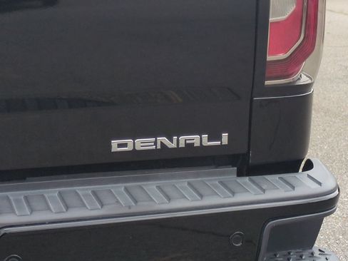 Used 2018 GMC Sierra 1500 Denali w/ Denali Ultimate Package AWD/4WD image 48
