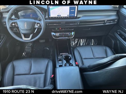 Certified 2024 Lincoln Corsair AWD w/ Equipment Group 101A image 24