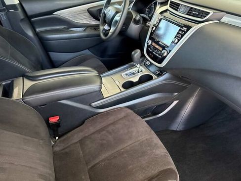 Used 2017 Nissan Murano S w/ Navigation Package AWD/4WD image 16