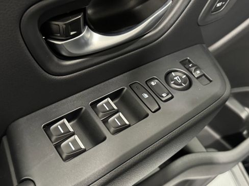 New 2025 Honda Pilot EX-L image 25