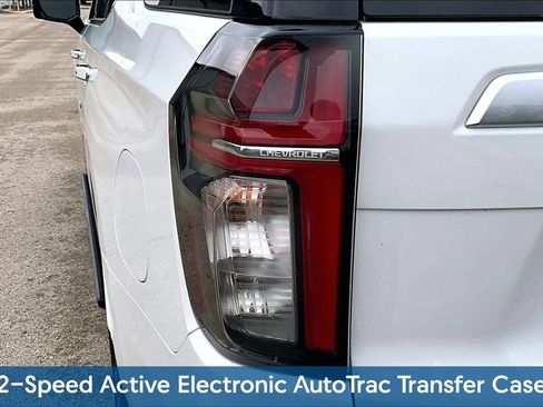 Used 2021 Chevrolet Tahoe High Country w/ Premium Package 2 AWD/4WD image 23