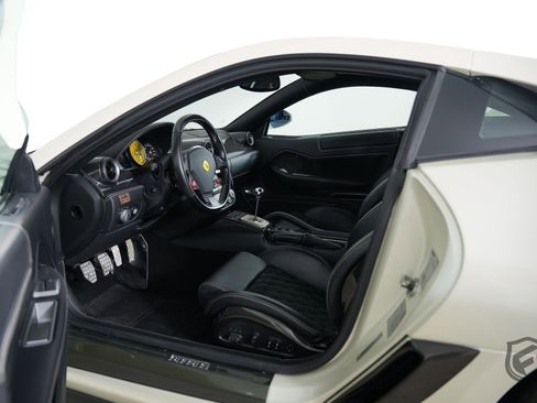 Used 2008 Ferrari 599 GTB Fiorano RWD image 13