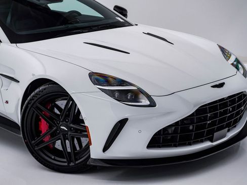 New 2026 Aston Martin V8 Vantage S image 4