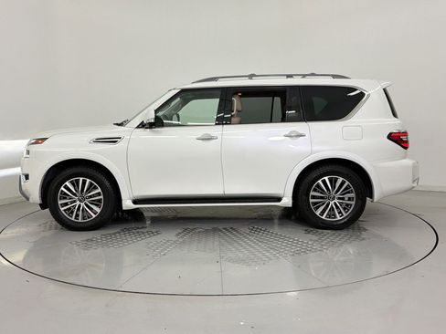 Used 2023 Nissan Armada SL w/ Captain's Chairs Package RWD image 2