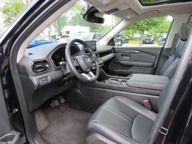 Certified 2023 Honda Pilot Elite image 2