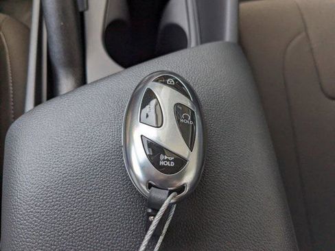 New 2024 Hyundai Elantra SEL image 24