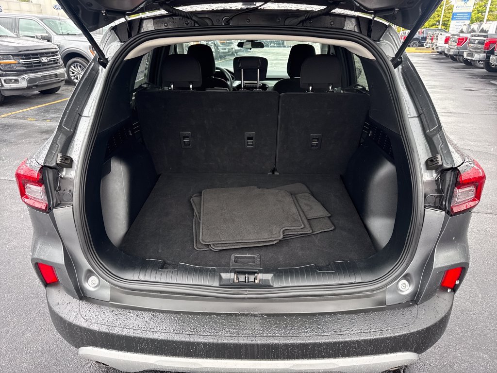 Used 2025 Ford Escape Active AWD/4WD image 13
