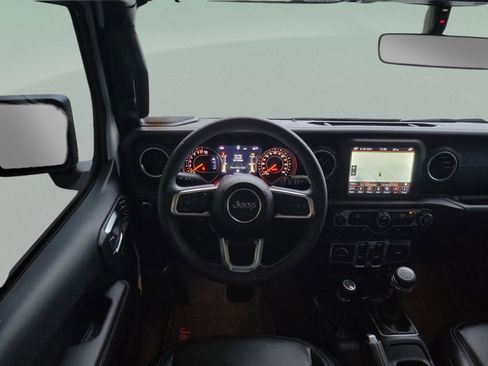 Used 2018 Jeep Wrangler Unlimited Sahara image 23