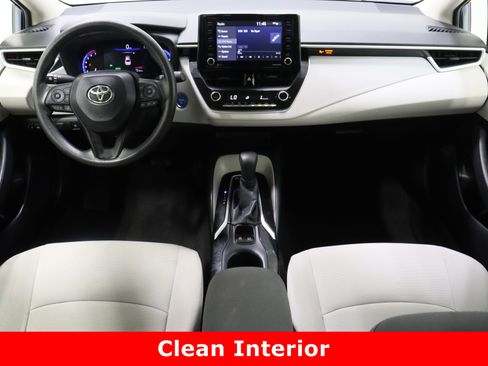Used 2022 Toyota Corolla LE image 27