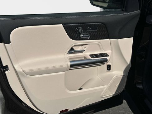 Certified 2026 Mercedes-Benz GLA 250 image 16