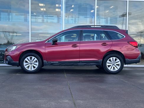 Used 2018 Subaru Outback 2.5i AWD/4WD image 6