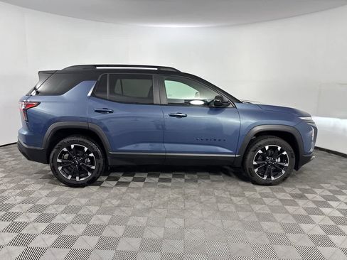 Used 2025 Chevrolet Equinox RS w/ Convenience Package III image 9