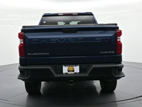 Used 2023 Chevrolet Silverado 1500 Custom Trail Boss AWD/4WD image 7