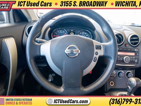 Used 2012 Nissan Rogue S FWD image 8