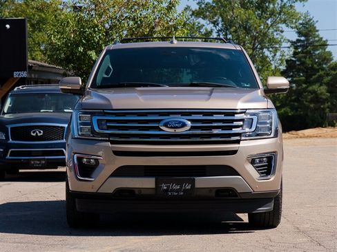 Used 2020 Ford Expedition Limited w/ Equipment Group 302A AWD/4WD image 2