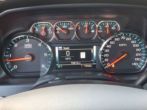 Used 2018 Chevrolet Silverado 1500 LT w/ All Star Edition image 22