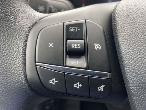 New 2025 Ford Maverick XL image 12