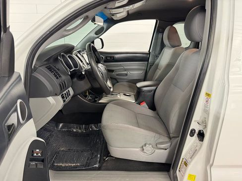 Used 2015 Toyota Tacoma 4x4 Access Cab w/ SR5 Package image 13