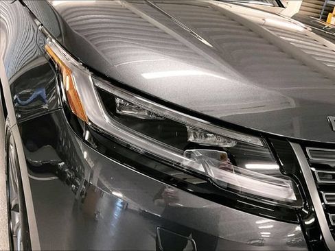 Certified 2026 Land Rover Range Rover Velar Dynamic SE AWD/4WD image 28