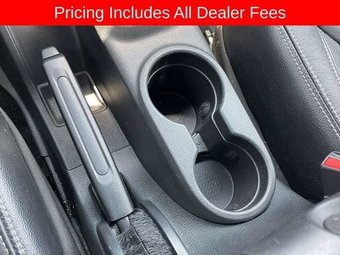 Used 2017 Jeep Wrangler Unlimited Rubicon AWD/4WD image 32