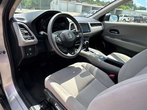 Used 2017 Honda HR-V EX image 22