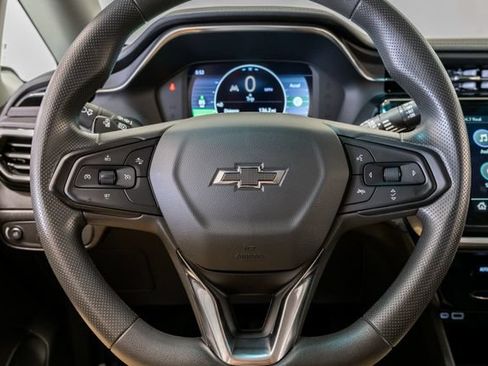 Used 2023 Chevrolet Bolt LT FWD image 12