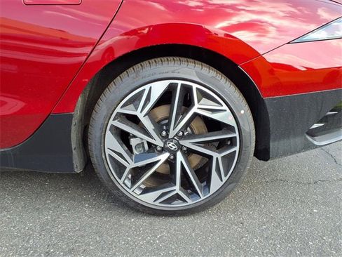 New 2025 Hyundai Ioniq 6 SEL image 7