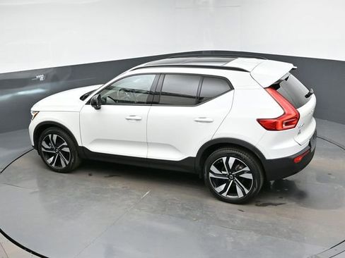 Used 2023 Volvo XC40 B5 Plus w/ Driver Assist Package image 38