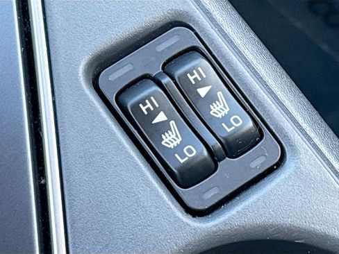 Used 2024 Subaru Crosstrek 2.0i Premium image 19