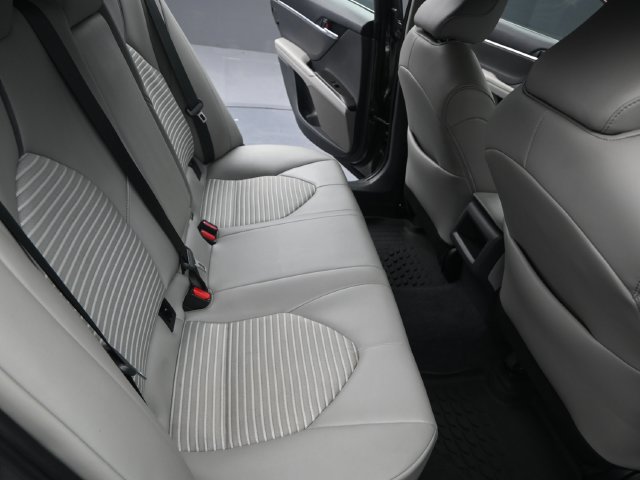 Used 2024 Toyota Camry SE FWD image 14