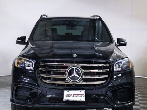 Used 2024 Mercedes-Benz GLS 450 4MATIC image 2