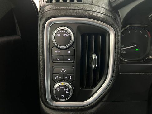 Used 2020 GMC Sierra 1500 SLE w/ SLE Value Package image 10