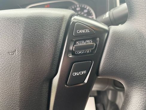 Used 2024 Nissan Frontier SV AWD/4WD image 24
