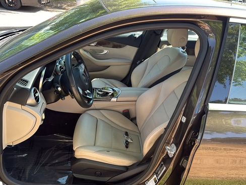 Used 2015 Mercedes-Benz C 300 4MATIC Sedan image 14