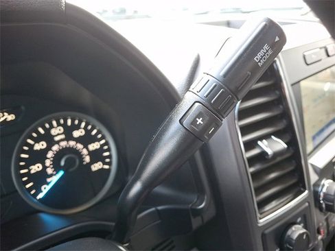 Used 2019 Ford F150 XLT w/ Equipment Group 302A Luxury image 15