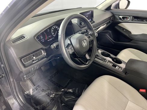Used 2022 Honda Civic EX image 9