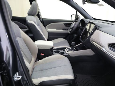 Used 2025 Subaru Forester Premium image 8