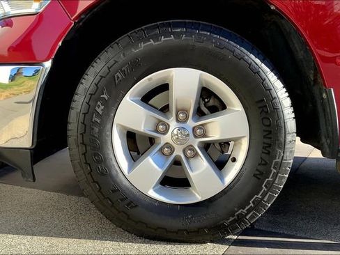 Used 2014 RAM 1500 Classic SLT image 9