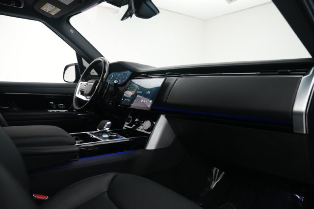 Used 2023 Land Rover Range Rover Autobiography AWD/4WD image 27