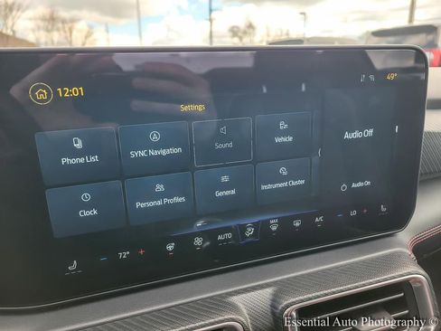 Used 2025 Ford Mustang Premium RWD image 13