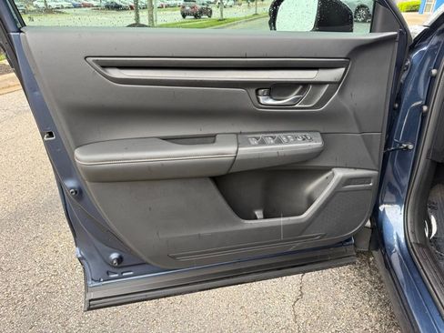 Used 2026 Honda CR-V Sport image 15