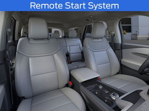 New 2026 Ford Explorer Active w/ Active Comfort Package image 10