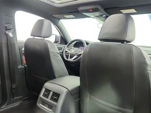 Used 2020 Volkswagen Atlas Cross Sport SEL Premium image 26