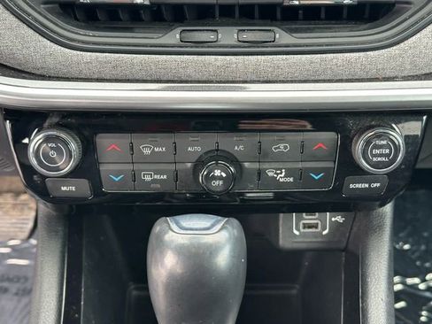 Used 2022 Jeep Compass Latitude w/ Convenience Group AWD/4WD image 17